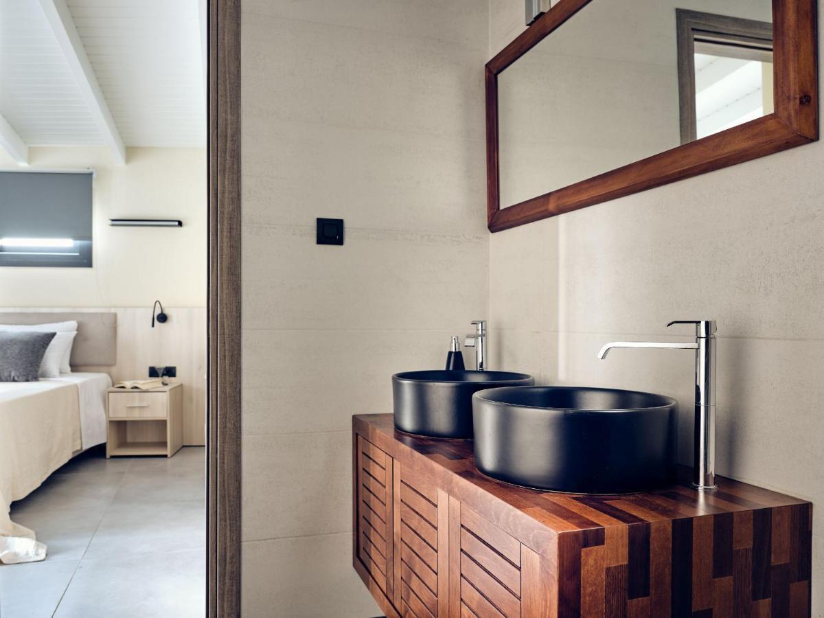 Blue View Villa - Coastal Elegance With Swim Spa, By Zantewize Alykanas  Eksteriør billede